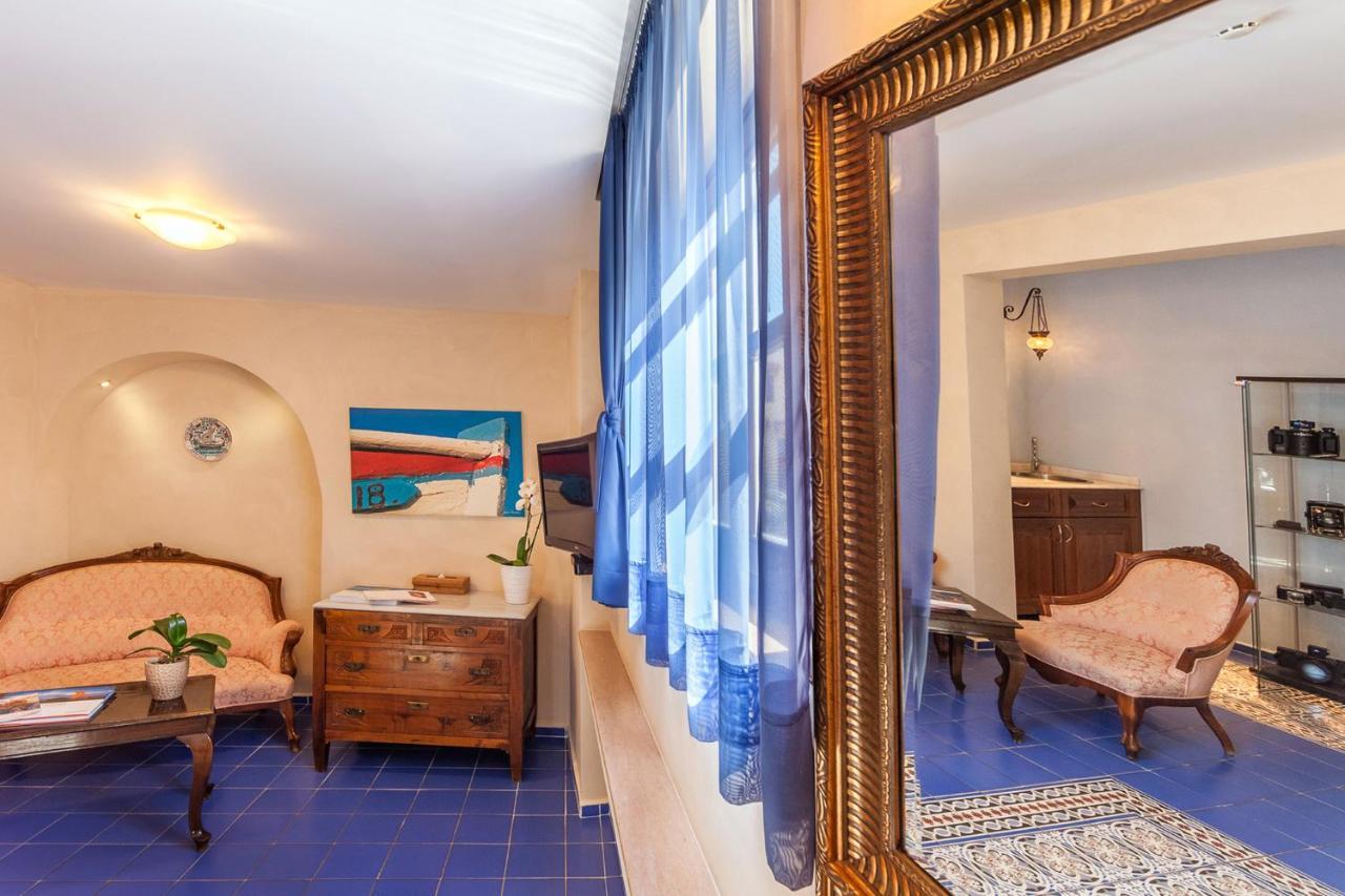 Rhodes City In Camera Art Boutique Hotel מראה חיצוני תמונה